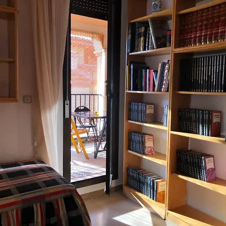 Loft Acogedor Con Terraza Y Parking En El Centro Apartment